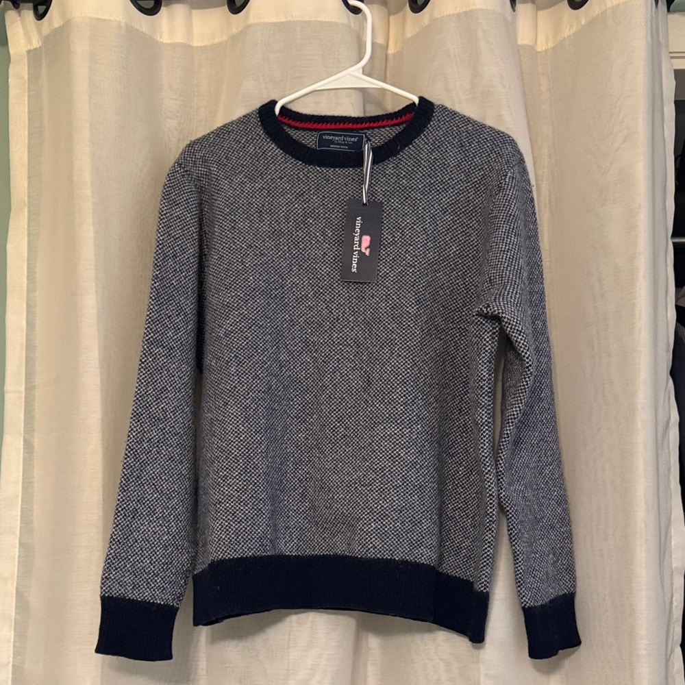 Vineyard Vines Blue and Gray Crewneck Sweater. Merino wool